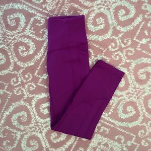 Lululemon leggings “all the right places”